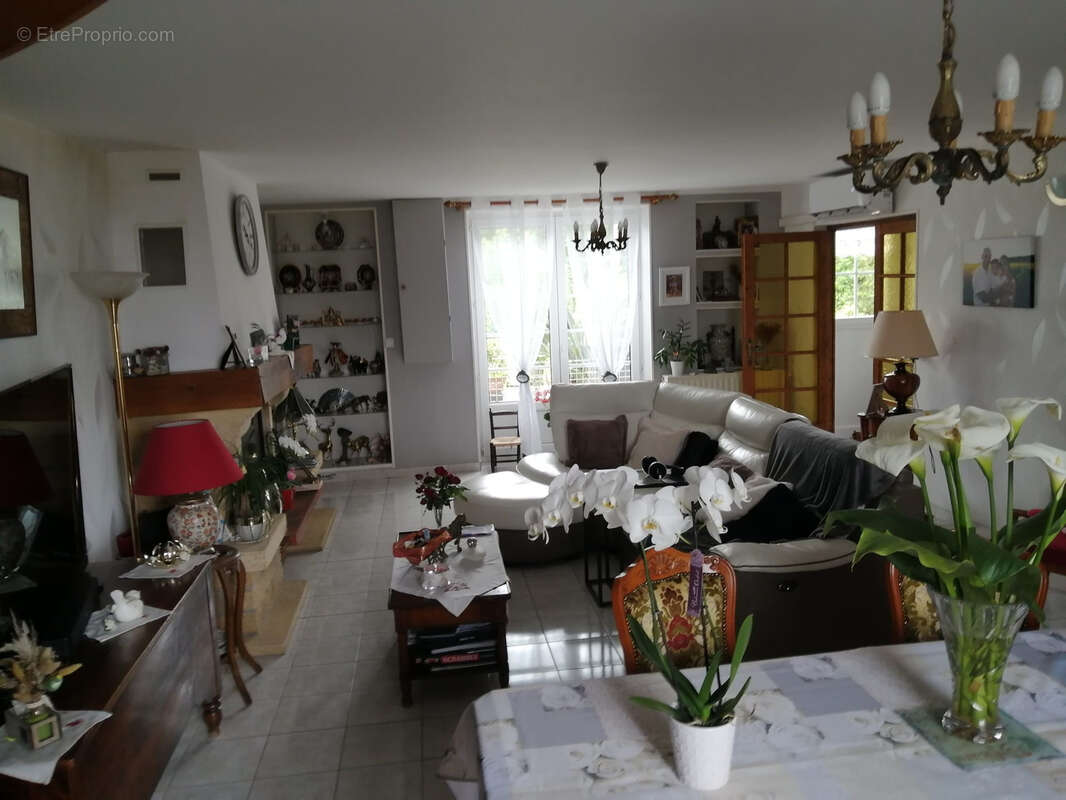 Maison à CHASSIGNOLLES