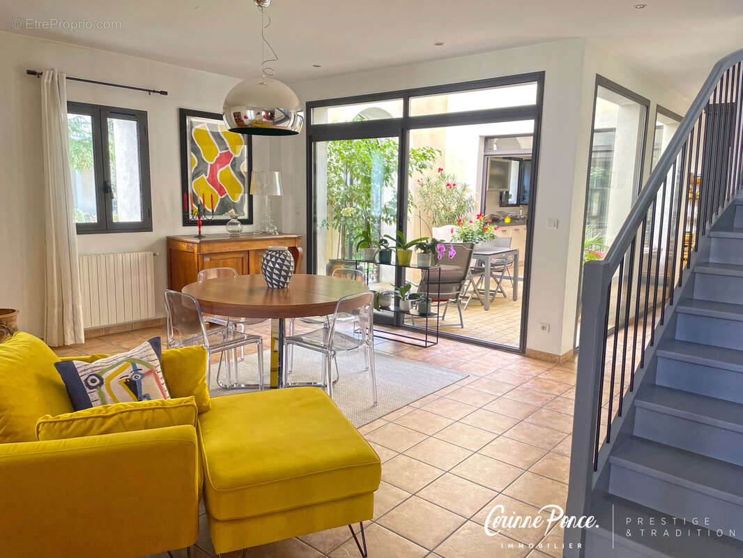 Maison à NIMES