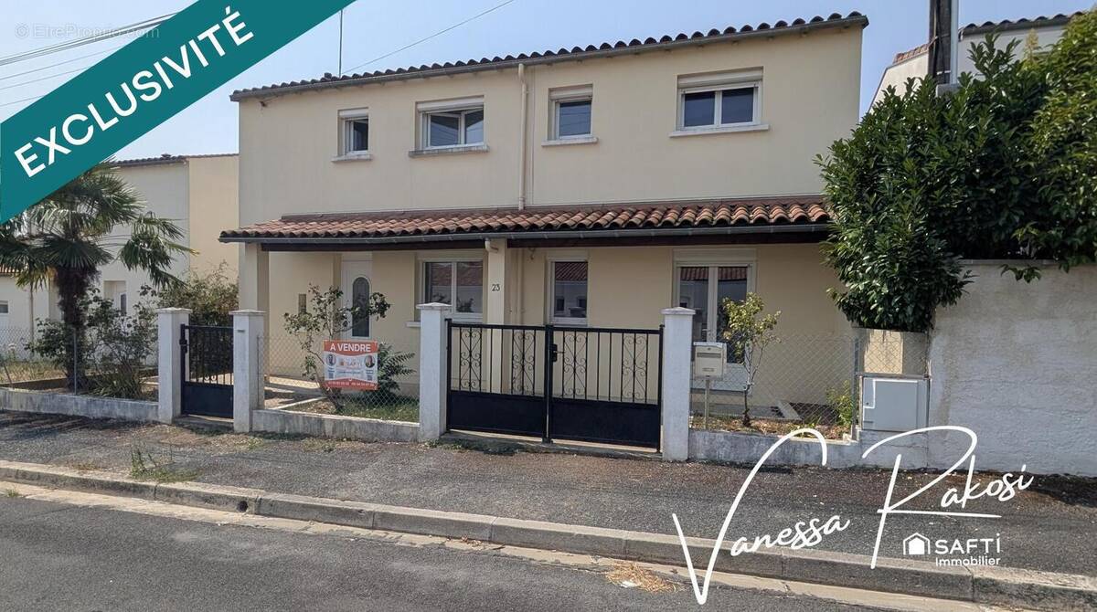 Photo 1 - Maison à SAINT-JEAN-D'ANGELY