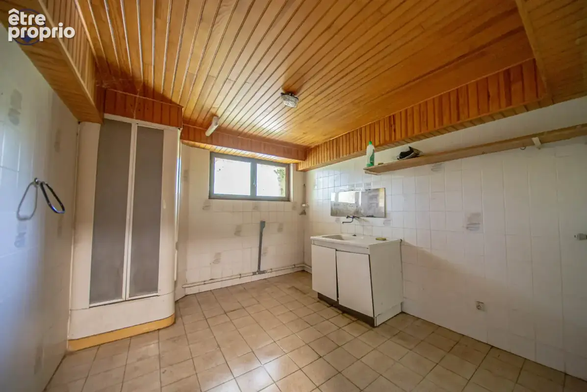 Pavillon individuel avec charme et beaux volumes sur 2 131 m2 de terrain - photo 18