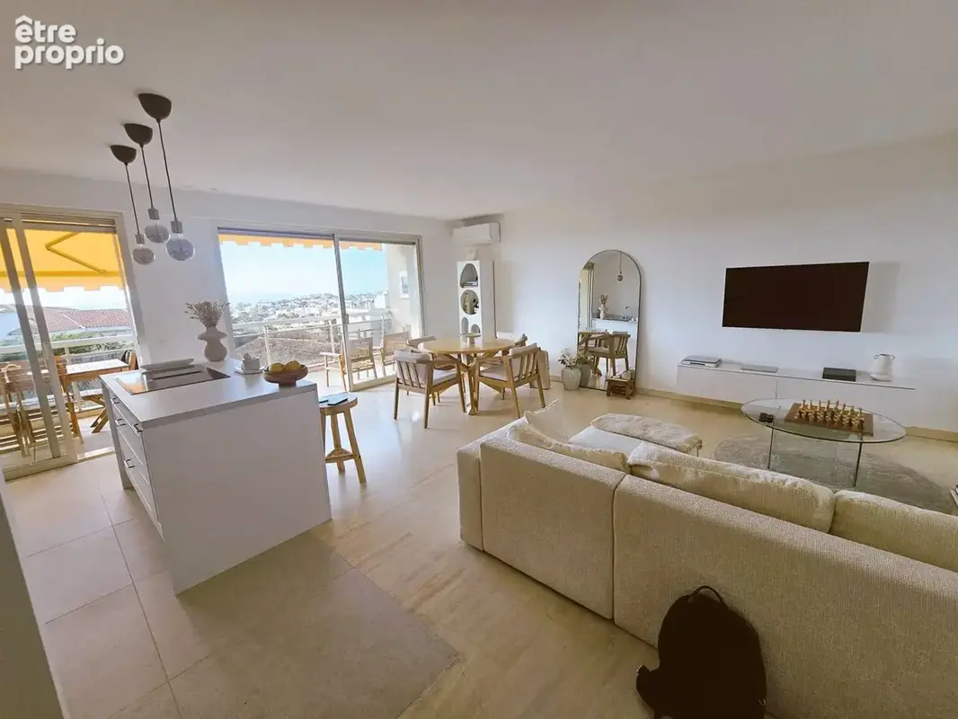 Appartement 2 pièces 56 m² à vendre à Le Cannet (06110) - photo 2