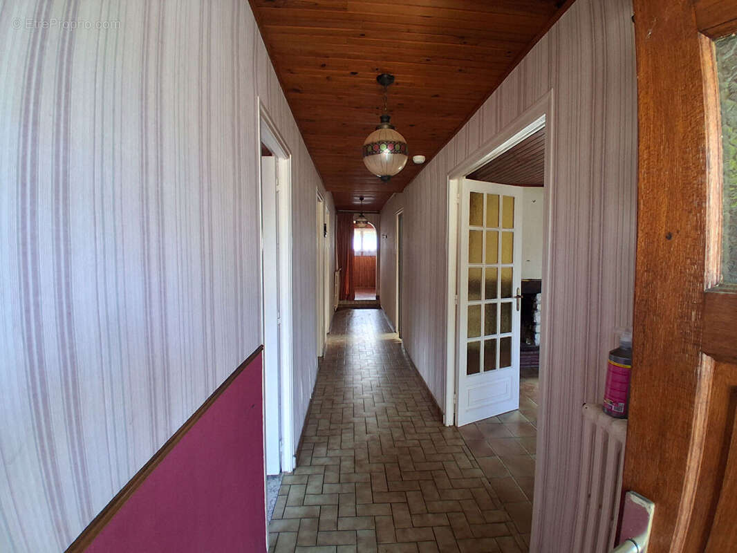 Maison Voulpaix 4 pièce(s) 116.74 m2 - photo 2