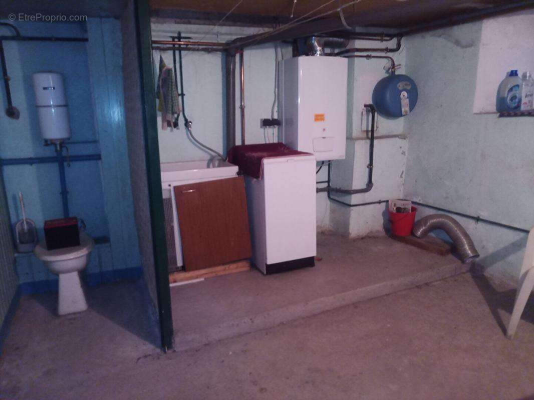 Maison à ESPALY-SAINT-MARCEL