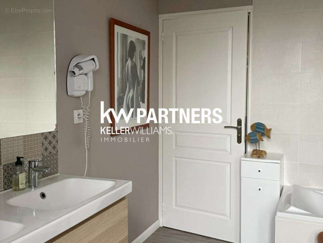 Maison à AGON-COUTAINVILLE