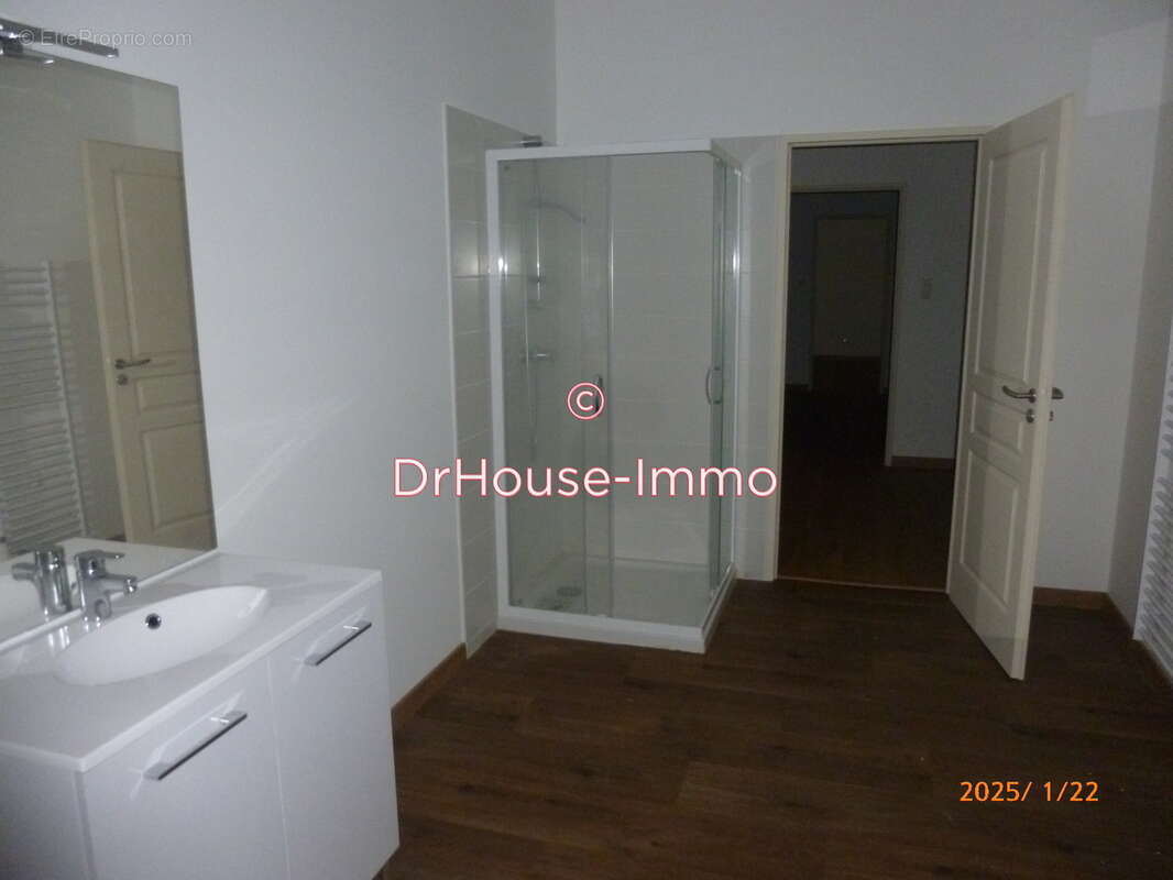 Maison à RAZAC-SUR-L&#039;ISLE