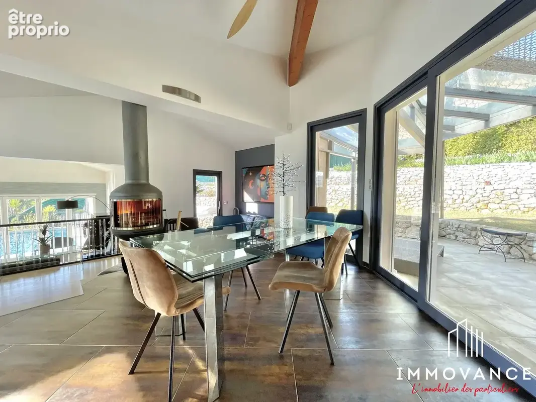 Maison 200 m² à Castelnau-Le-Lez  - photo 4