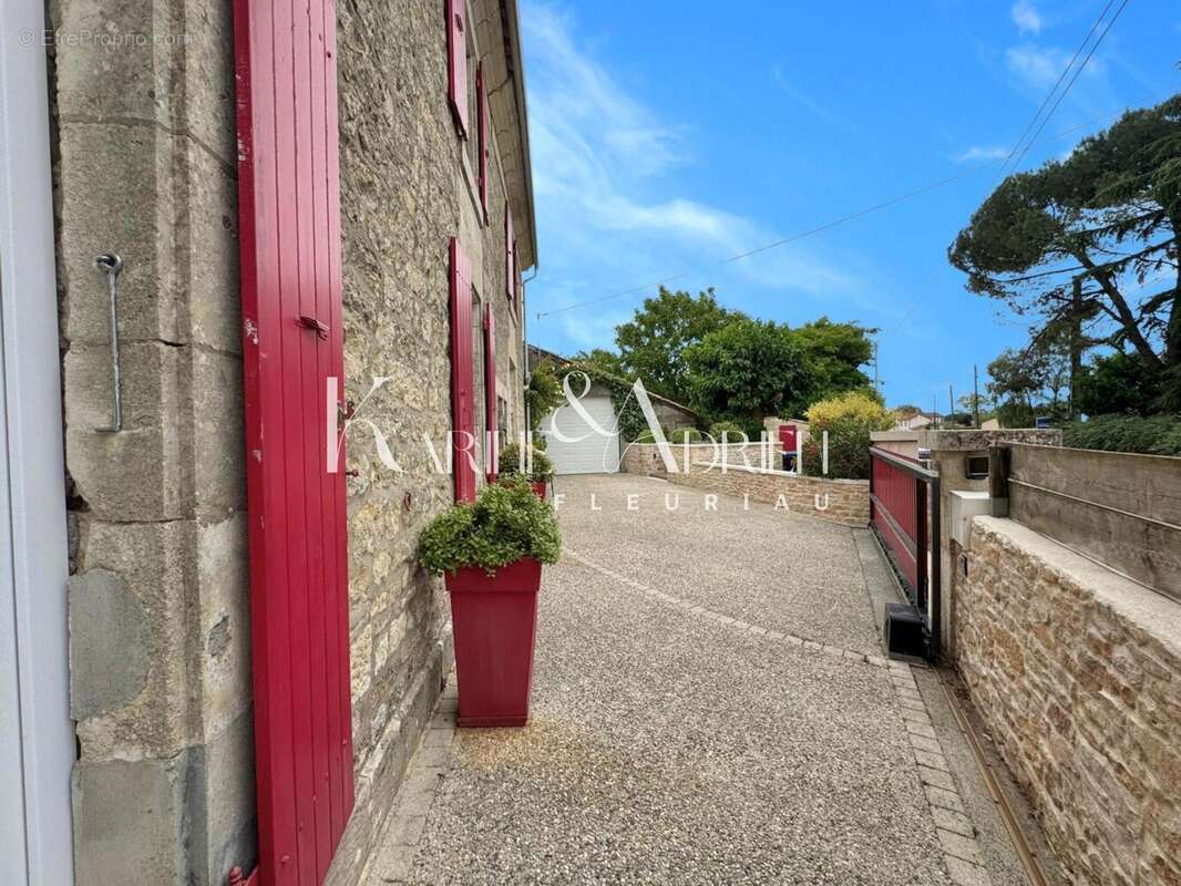 Photo 2 - Maison à FOUSSAIS-PAYRE