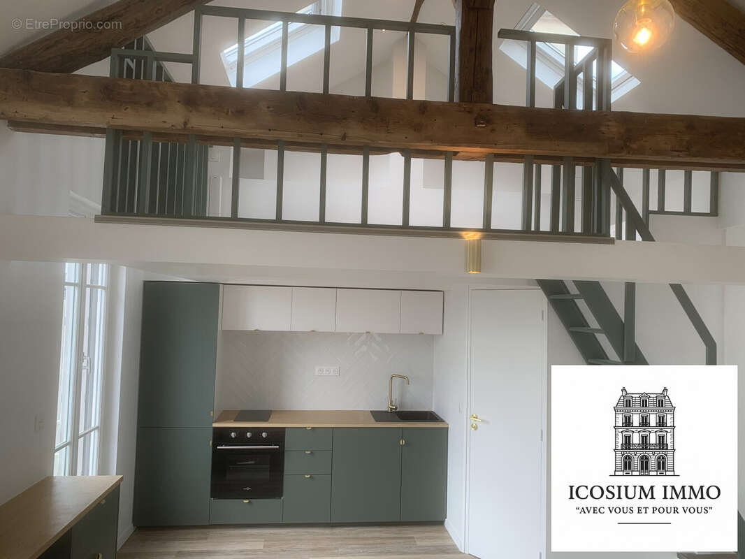 Appartement à CHARENTON-LE-PONT