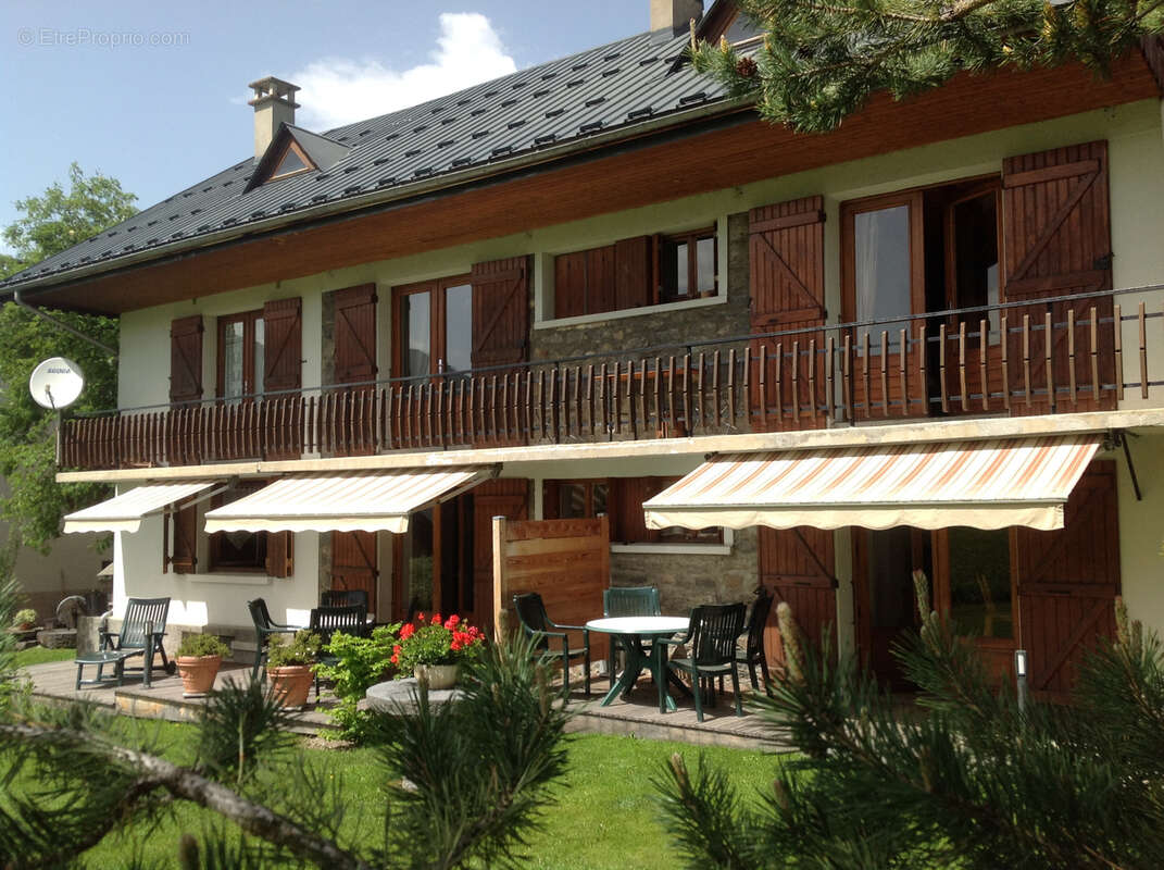 Appartement à ALBIEZ-MONTROND