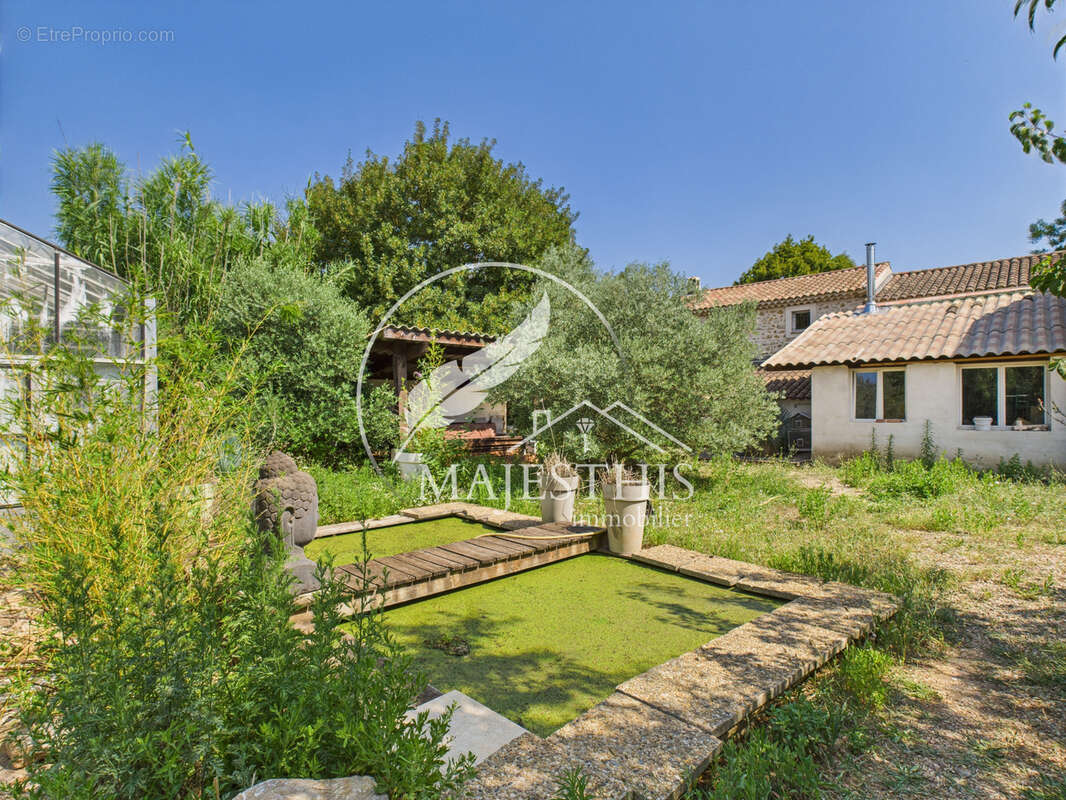 Maison à NEOULES