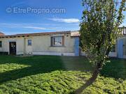 Photo 1 - Maison à CHAILLE-LES-MARAIS