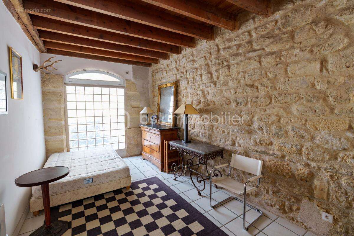 Maison à CARRIERES-SUR-SEINE