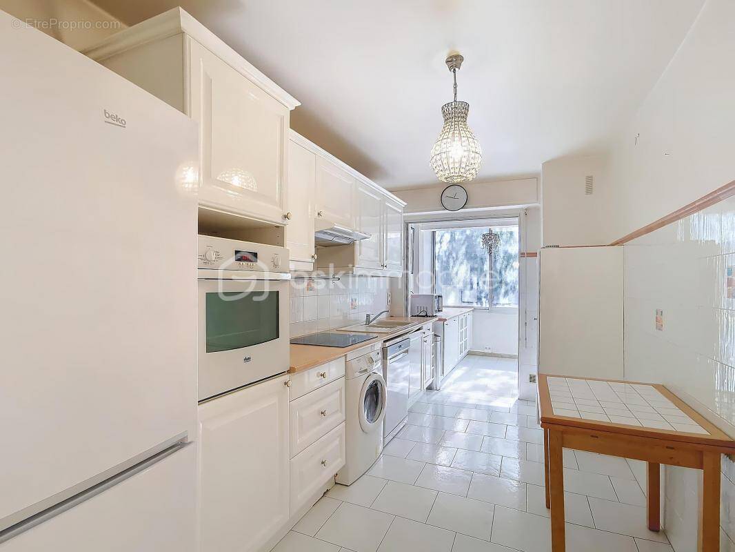 Appartement à LE CANNET