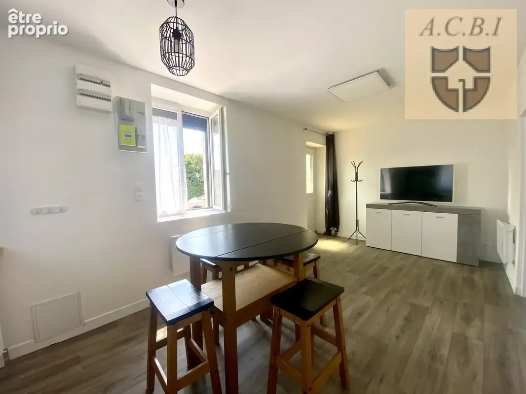 Petite maison rénovée, proche commodités - photo 2