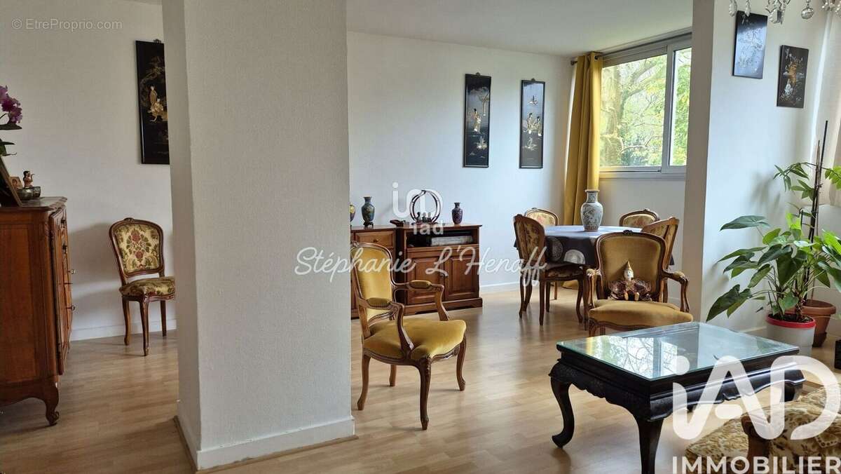 Photo 2 - Appartement à SAVIGNY-SUR-ORGE