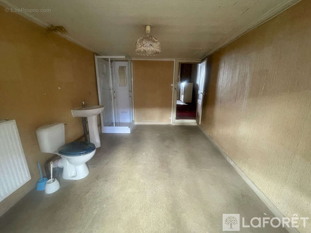 Maison à SAINT-FLOUR