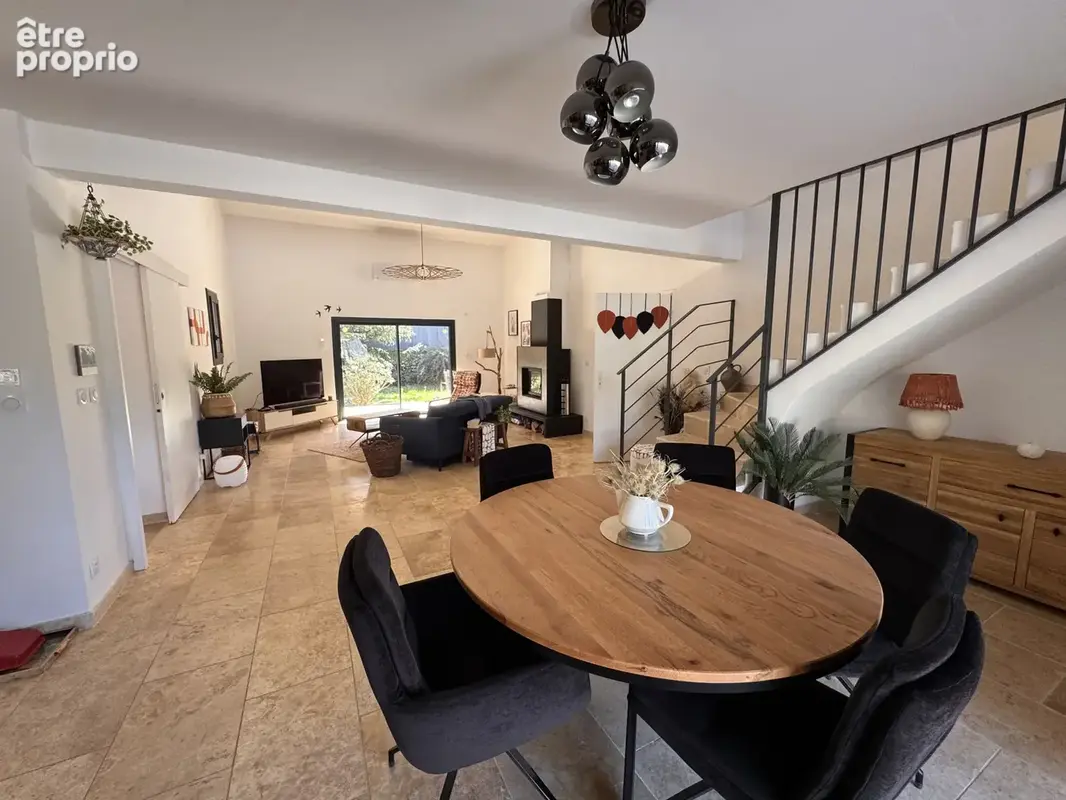 MAGNIFIQUE VILLA T6 - Environnement privilégié - photo 3