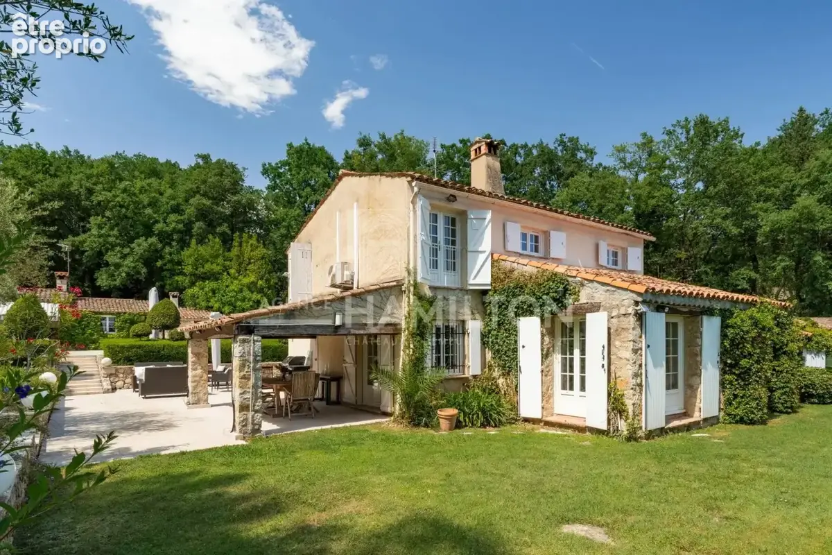 Villa provençale avec vaste terrain, piscine , 4 chambres et stu - photo 11