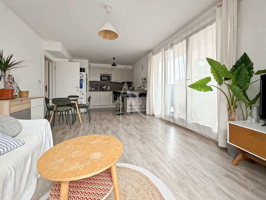 Appartement à JOUY-LE-MOUTIER