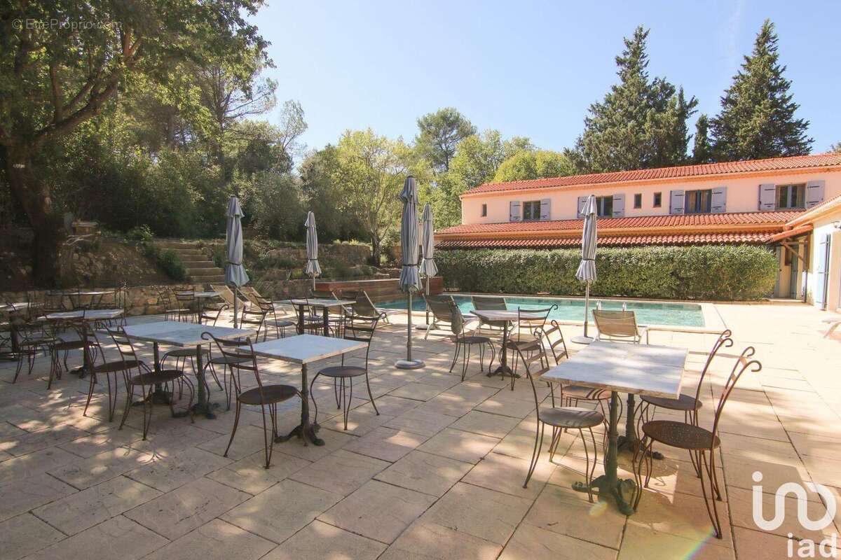 Photo 2 - Commerce à BRIGNOLES