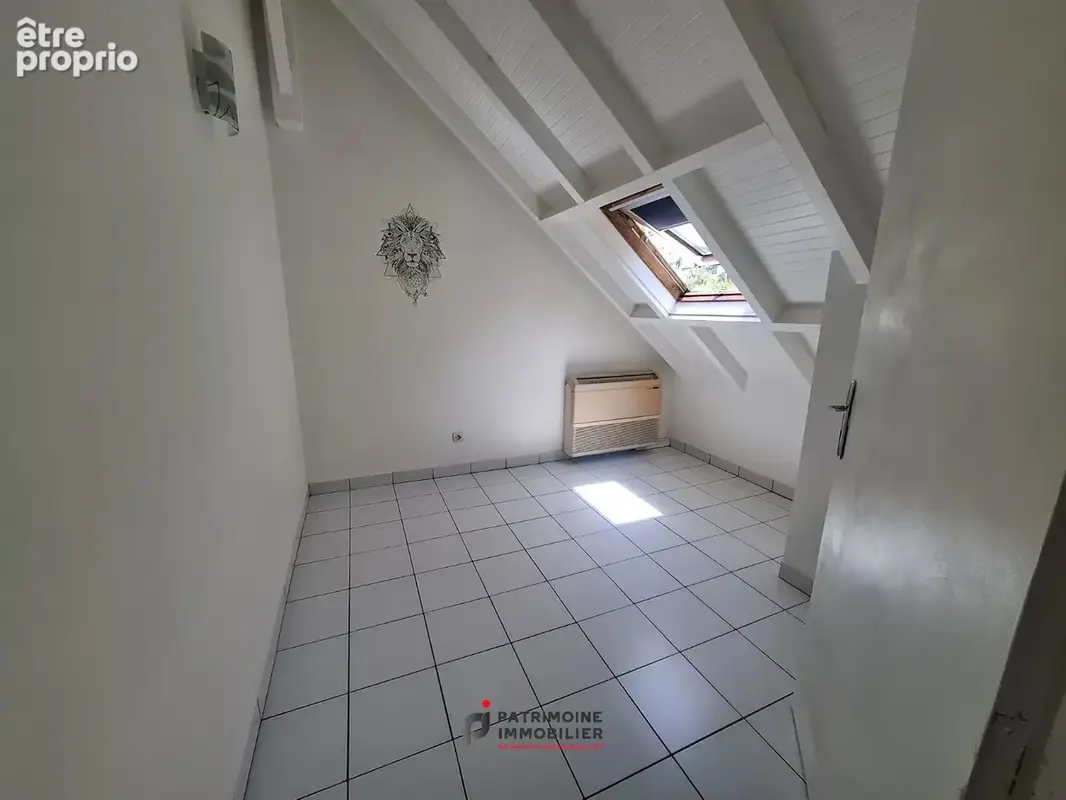 À VENDRE   Appartement avec superbe vue sur la Marina de Rivière-Sens - photo 8