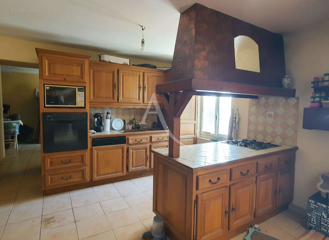 Maison à CHATEAUVIEUX