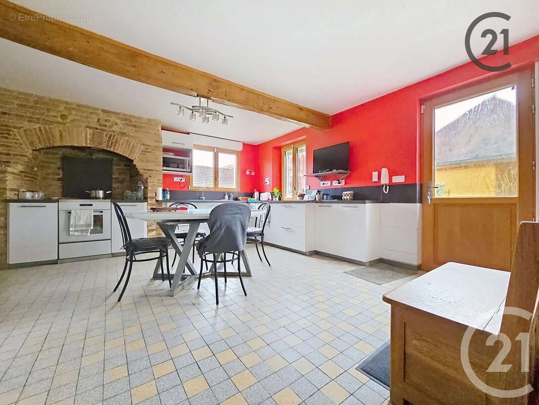 Maison à VILLEMEREUIL