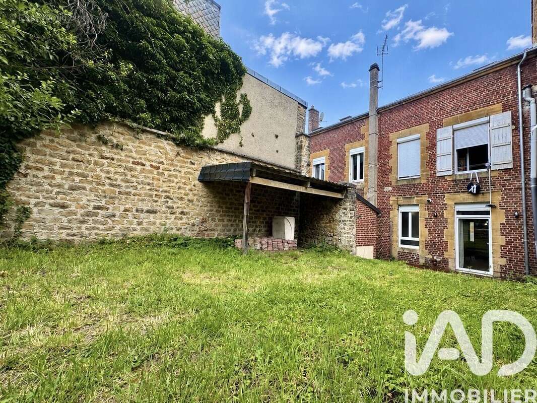 Photo 9 - Appartement à CHARLEVILLE-MEZIERES