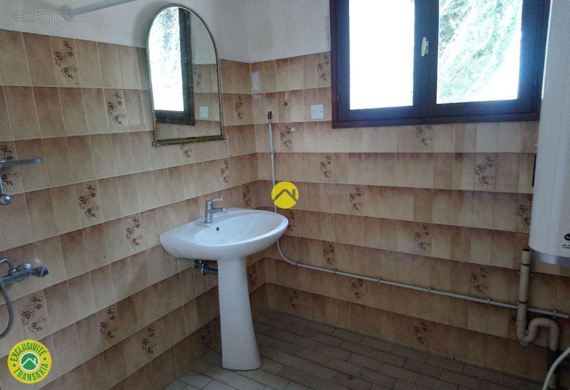 Maison à SAINT-AMAND-MONTROND