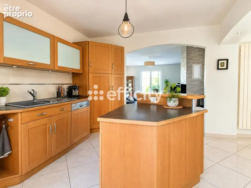 Maison 5 pièces 112 m² à vendre à Les Sorinieres (44840) - photo 5