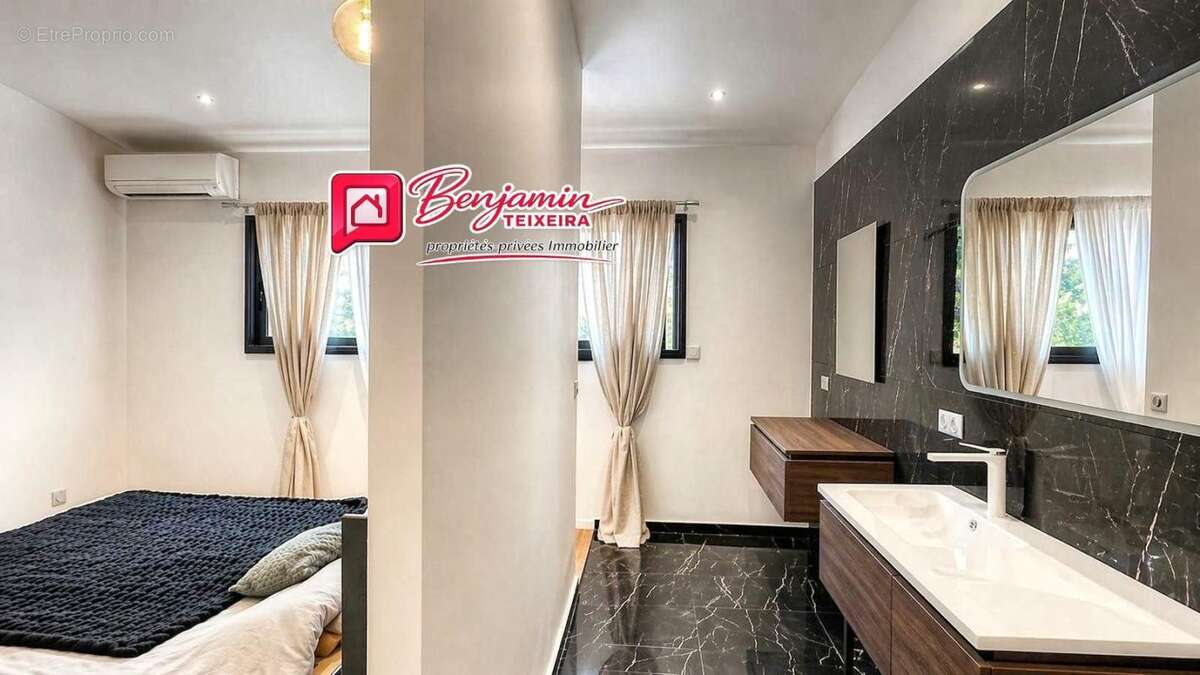 Maison Roquebrune Sur Argens 4 pièce(s) 109.85 m2 - photo 11