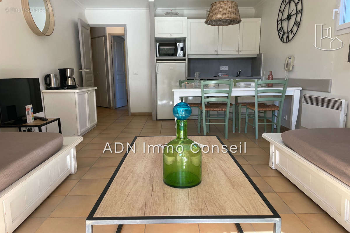 Appartement à MALLEMORT