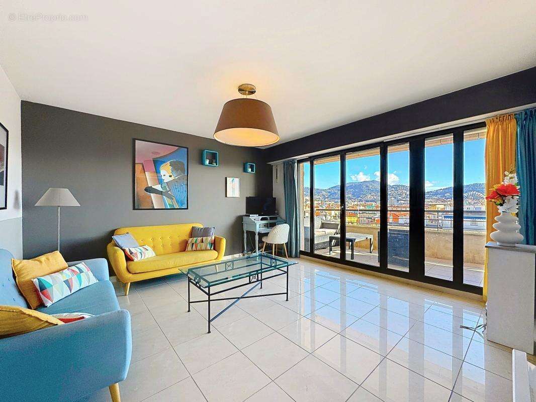 Appartement à NICE