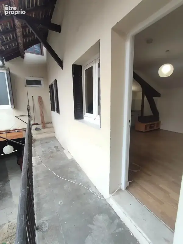 Maison 8 pièces 156 m² + cour - photo 3