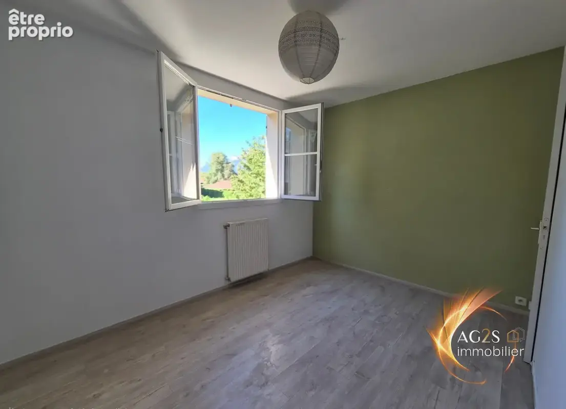 Maison familiale secteur Villard-Noir, calme - photo 15