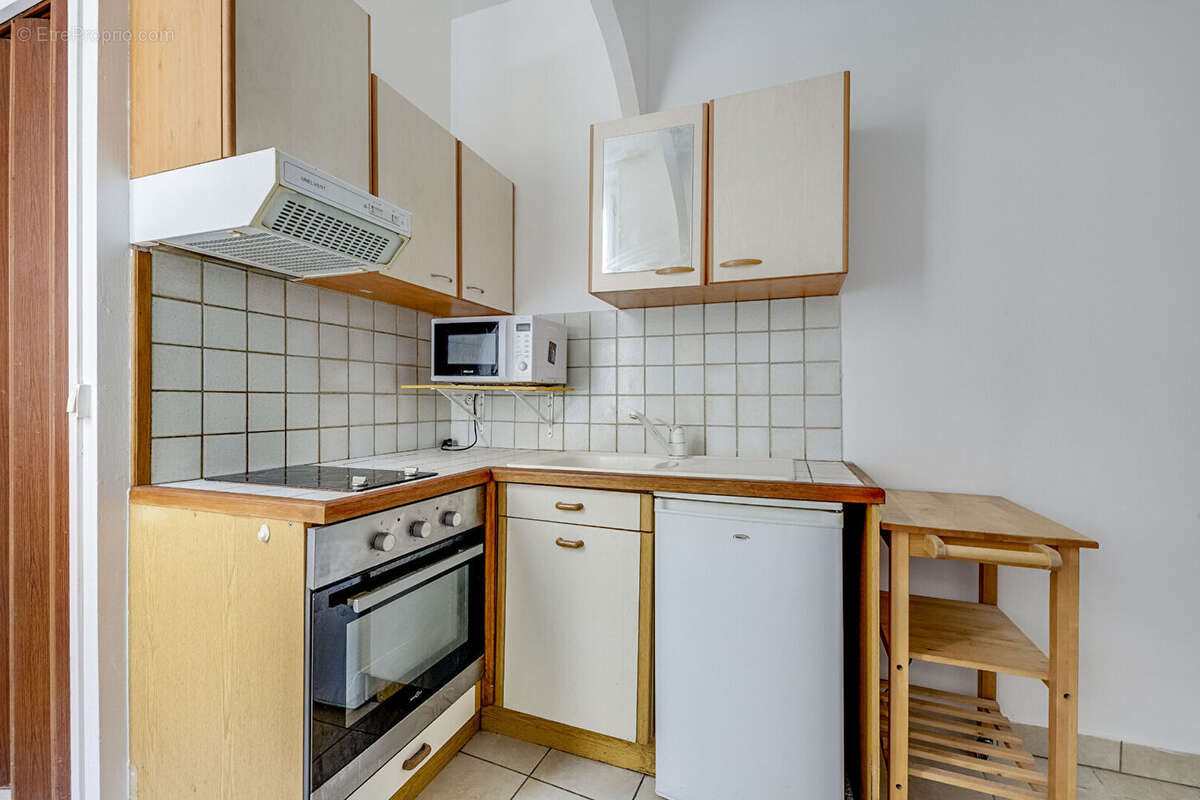 Appartement à PARIS-14E