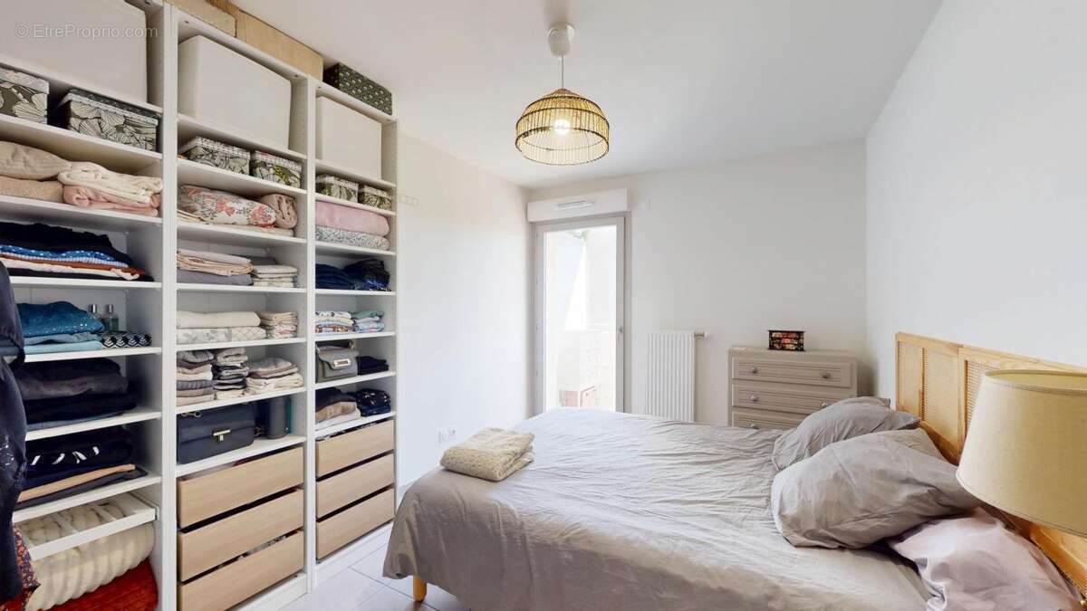 VILLEURBANNE - T2 de 44,80m² avec balcon et garage en option ! - photo 5