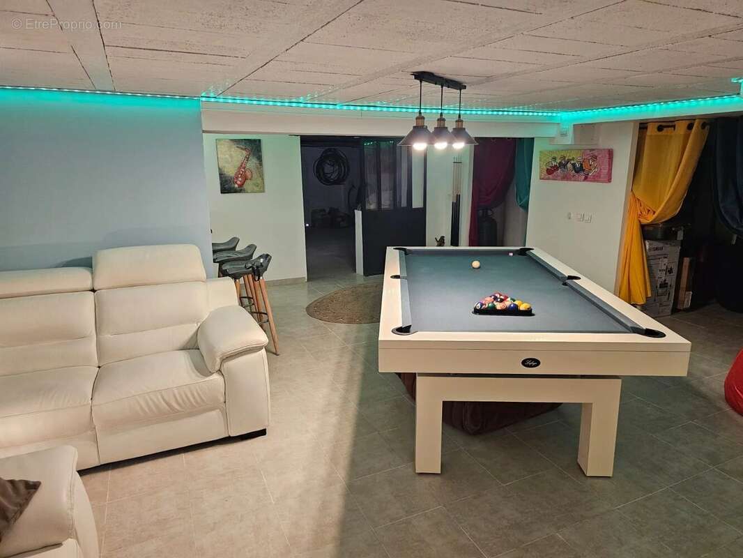 Appartement à MOUANS-SARTOUX