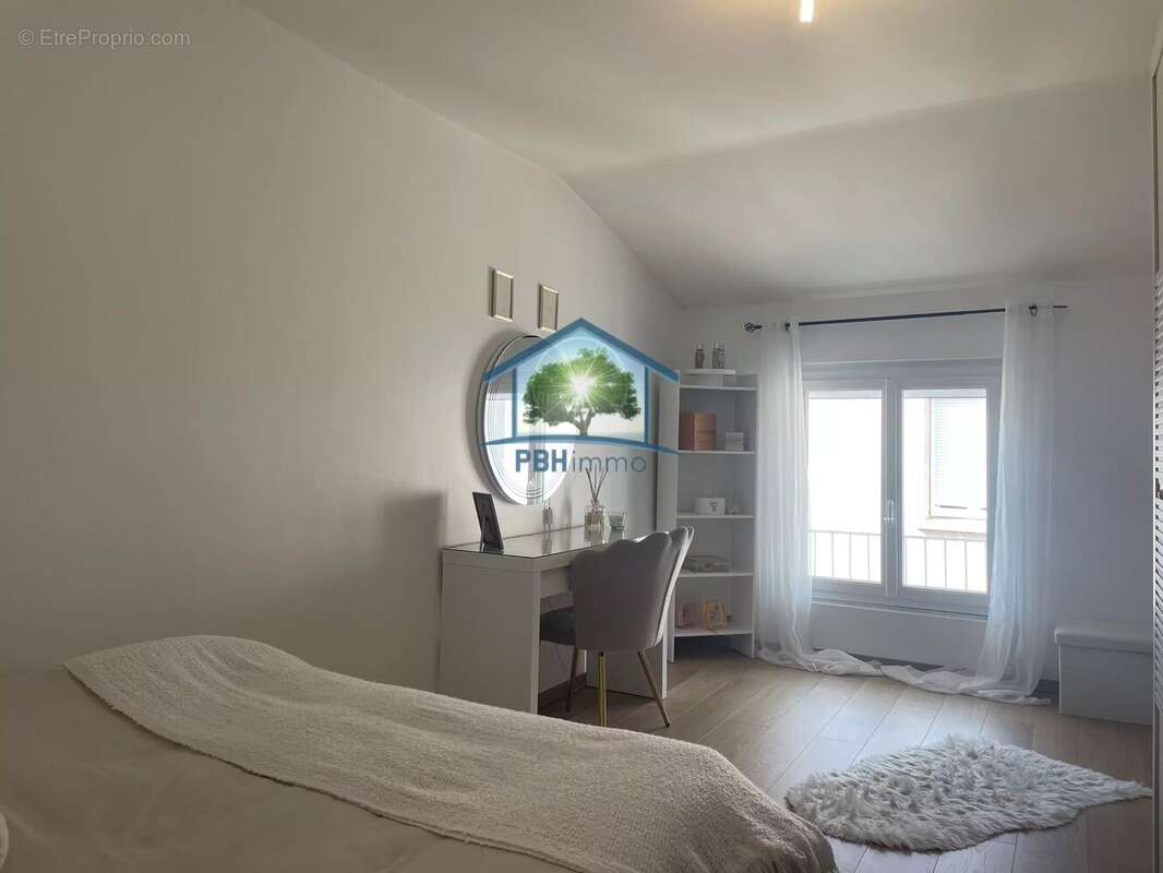 Maison individuelle 173  m2 habitable élevée sur 161 m2 de terrain - photo 11