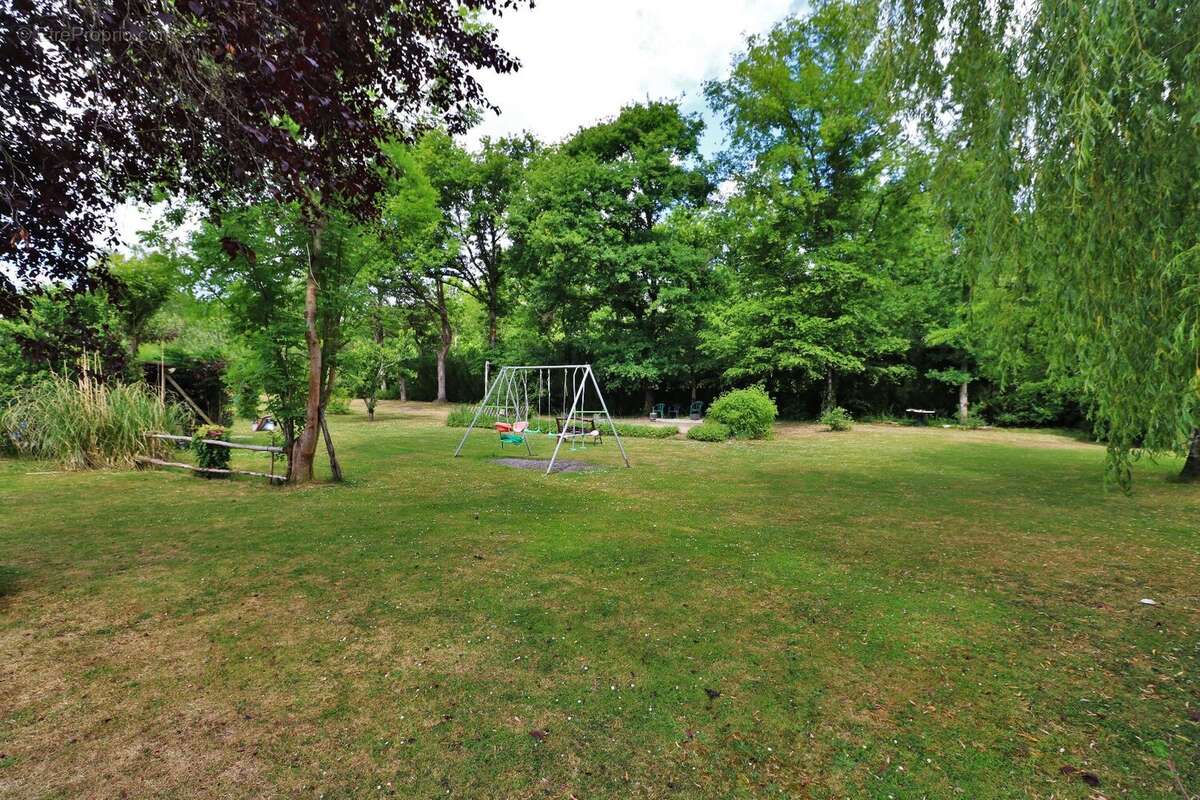 Maison à NOGENT-SUR-VERNISSON