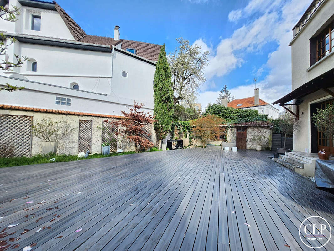 Maison à NEUILLY-PLAISANCE