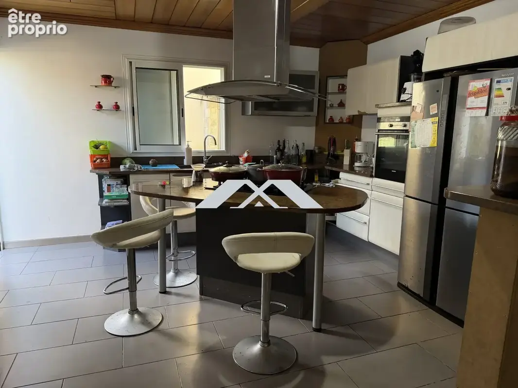 Maison 180 m² à Saint-Pierre  - photo 5