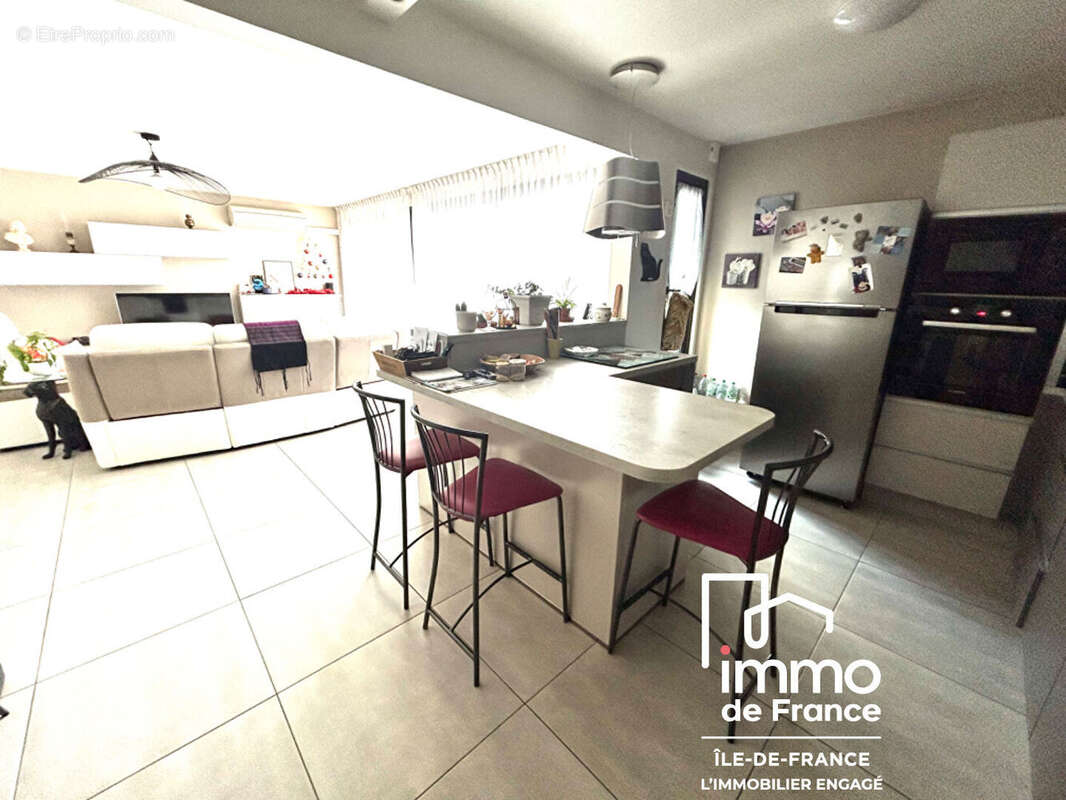 Appartement à CHAMPS-SUR-MARNE