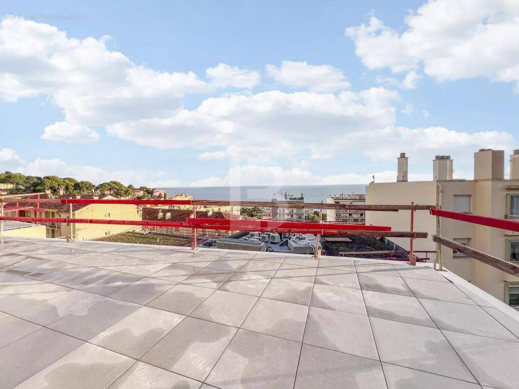 Appartement à CAP-D'AIL