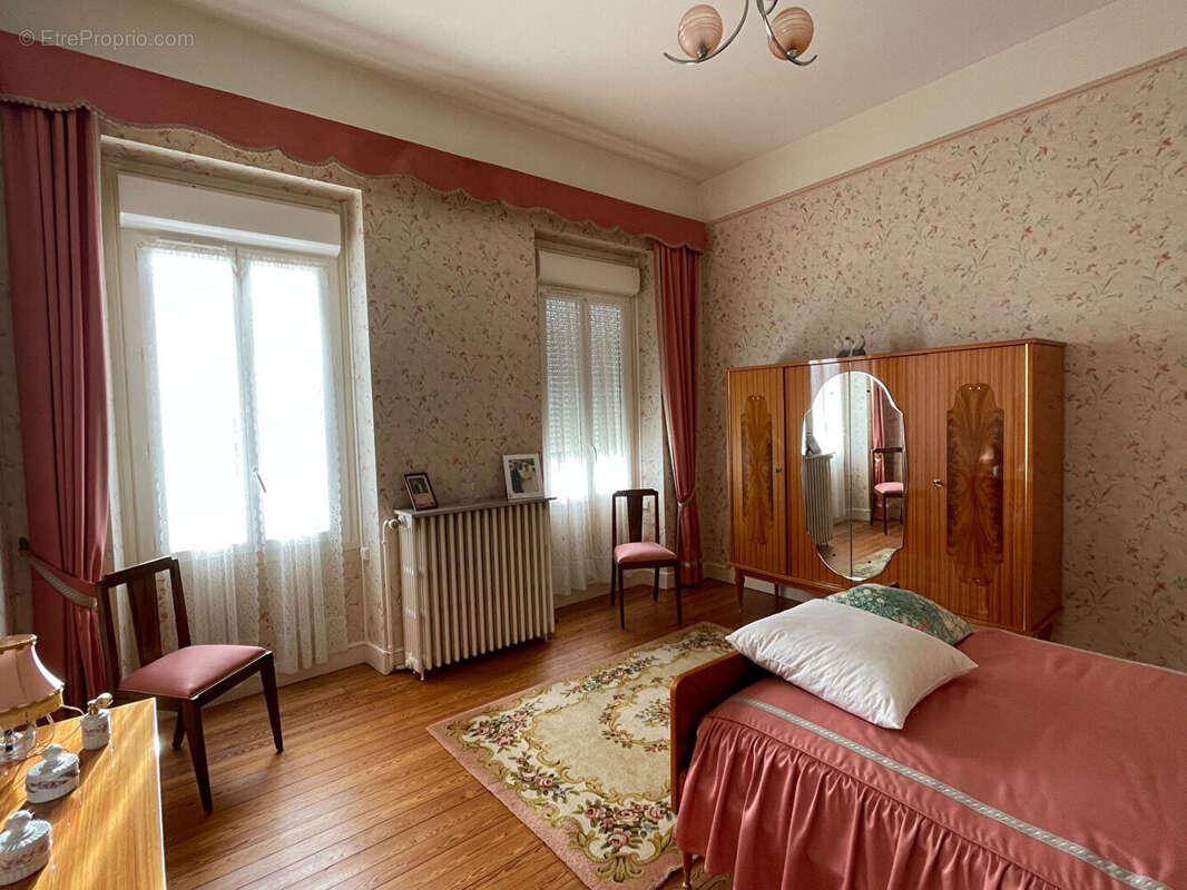 Maison à SAINT-ANTOINE-DE-BREUILH