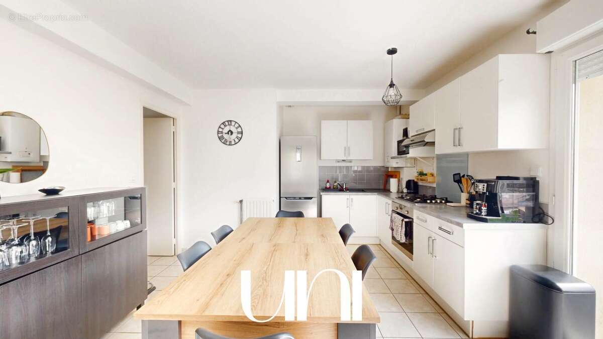 Appartement à SAINT-MARTIN-DE-FONTENAY