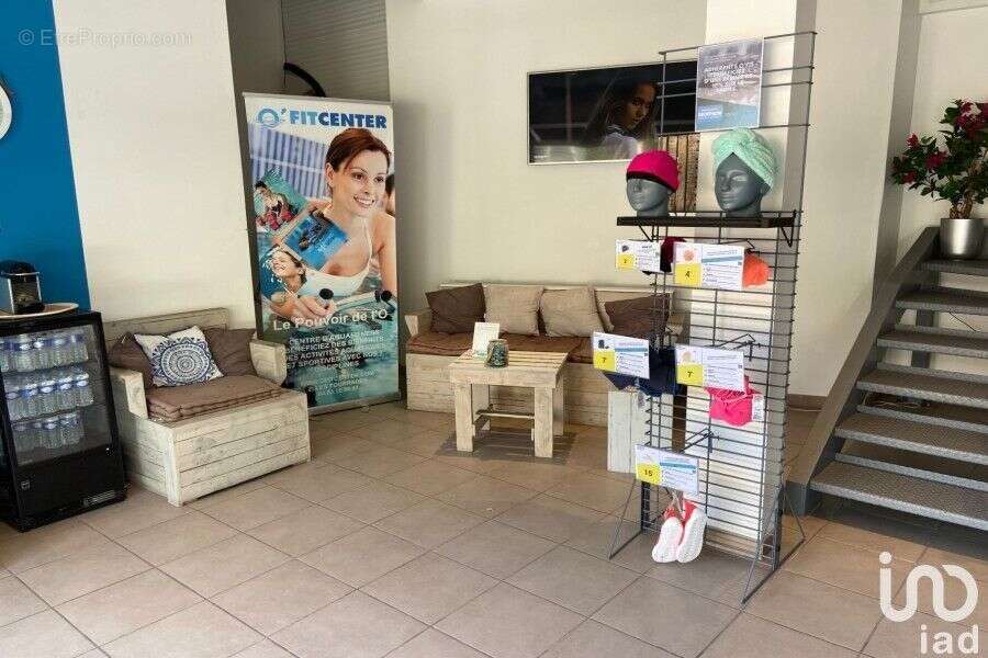 Photo 2 - Commerce à CANNES