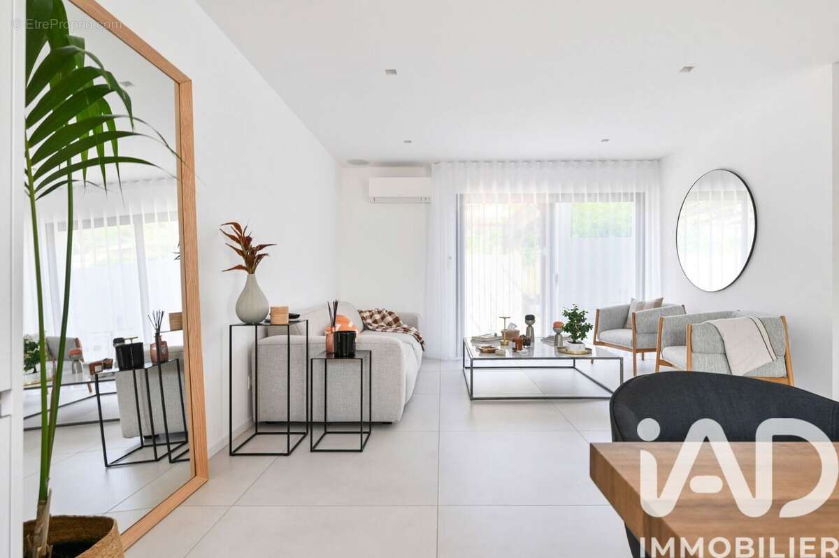 Photo 9 - Maison à PEYPIN