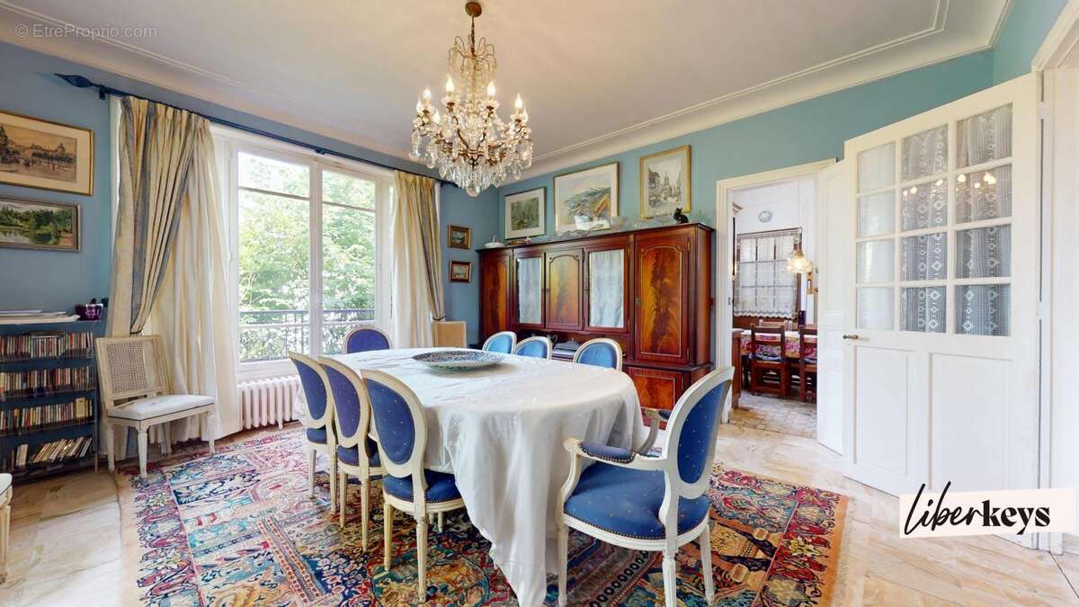 Propriété familiale de 236 m² avec jardin arboré de 878 m² – Vaucresson - photo 17