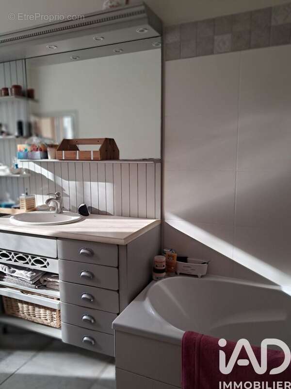 Maison 197 m² à Alencon  - photo 6